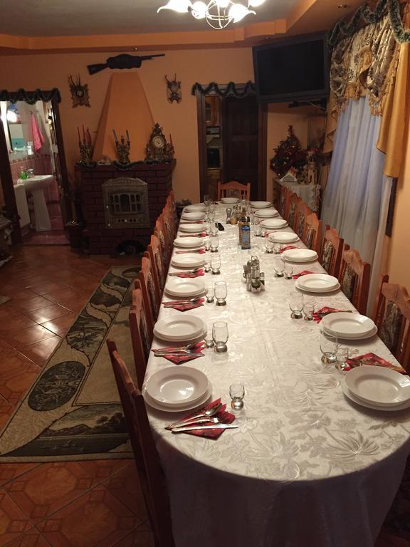 Отель Casa Irinuca Садова Экстерьер фото